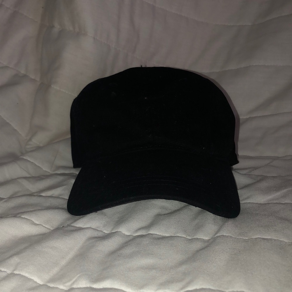 Universal Threads Target Black Adjustable Baseball Cap - Picture 3 of 14